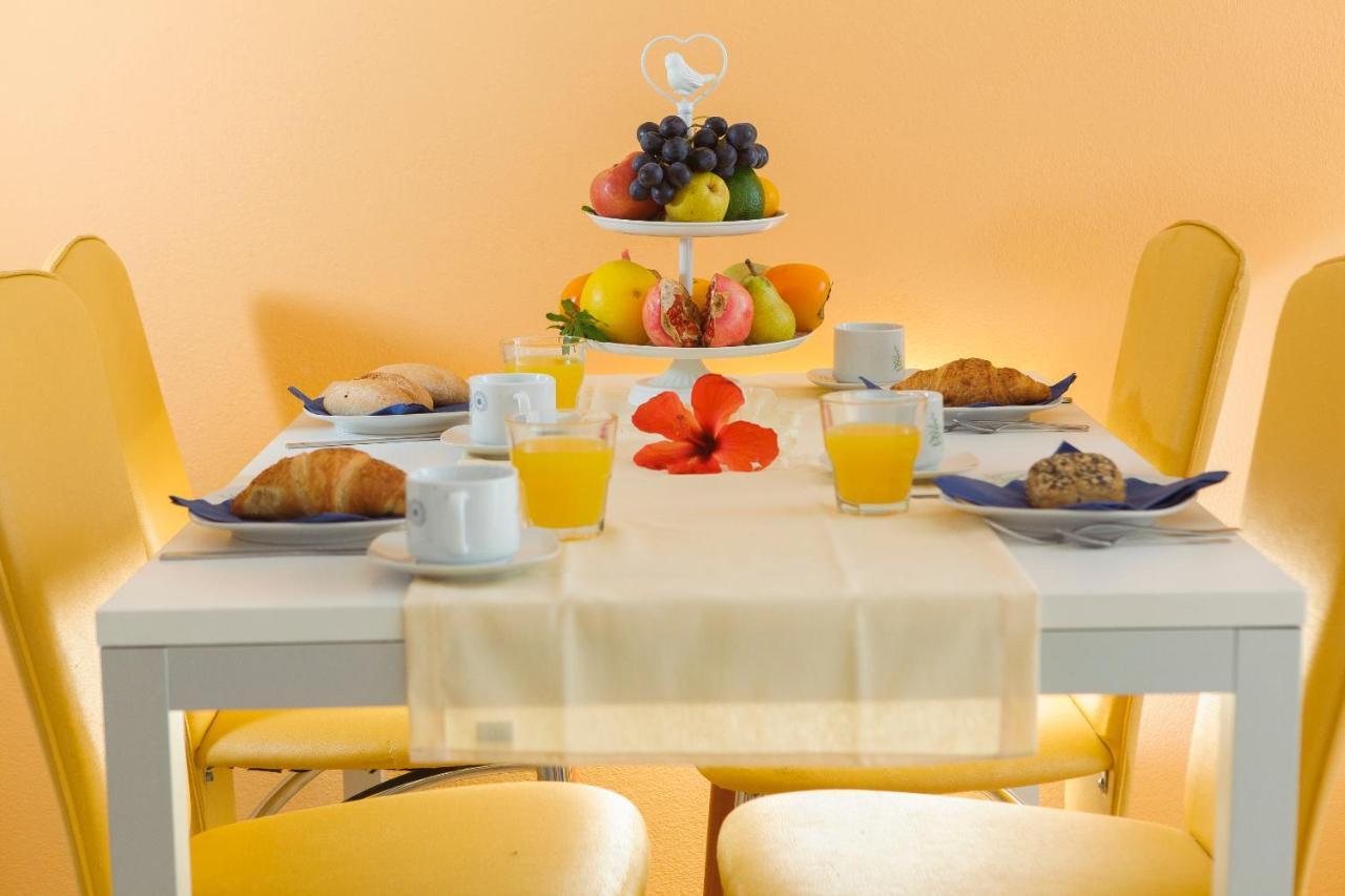 Pansion Mlikota Bed & Breakfast โพรไมนา ภายนอก รูปภาพ
