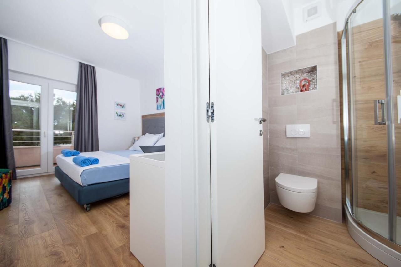 Pansion Mlikota Bed & Breakfast โพรไมนา ภายนอก รูปภาพ